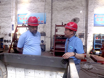 沙特客户前来郑州建新公司购买混凝土开云手机注册-开云（中国）站设备